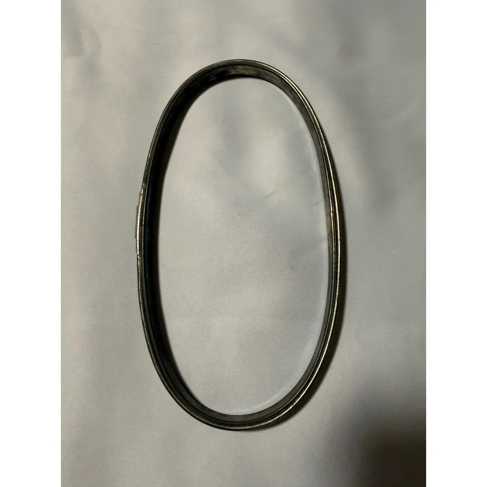 Vintage Oval Metal Embroidery Hoop Silver Tone Needlework Frame 8.5 x 4.5 Inch‎